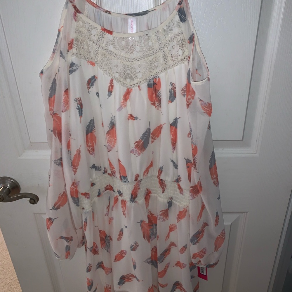 NWOT Feather Sun Dress